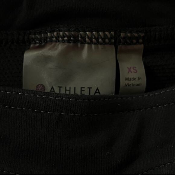 Athleta Bettona 2-in-1 Mini Skirt with Attached Capri Leggings Black Size XS - Picture 3 of 5